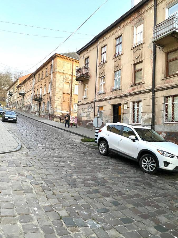 לבוב Квартира Подобово Вулиця Сходова 3 Бічна Ужгородської Біля Високого Замку מראה חיצוני תמונה